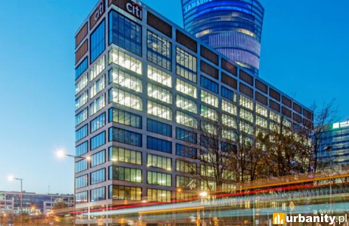 Pierwszy biurowiec kompleksu Generation Park