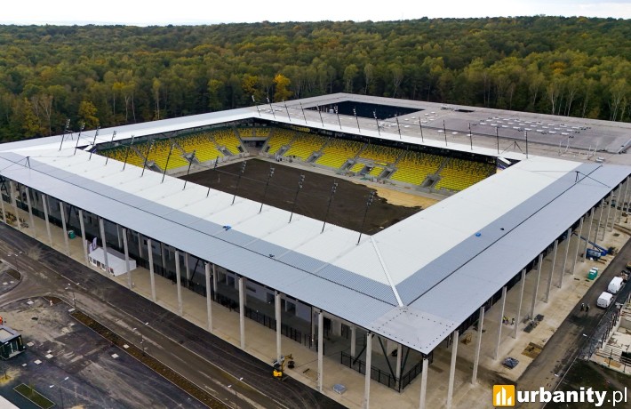 Coraz bliżej oddania do użytku nowego stadionu w Katowicach, fot. D. Czapla