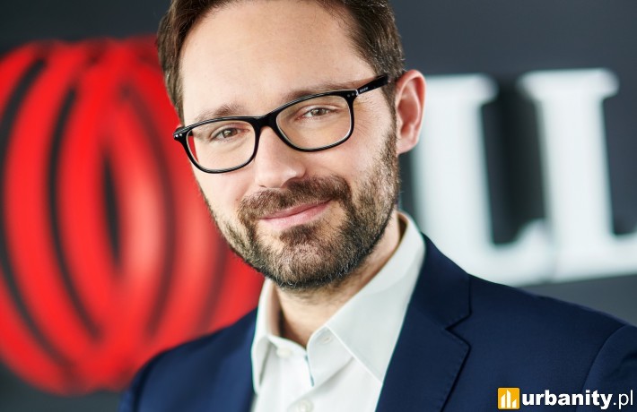Maximilian Mendel, Dyrektor Działu Inwestycji Mieszkaniowych w JLL Polska