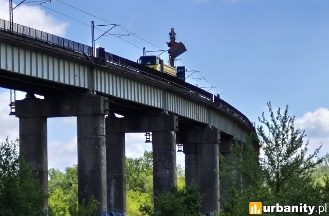 Znikają pierwsze elementy estakady na Naramowicach, fot. PKP PLK S.A.