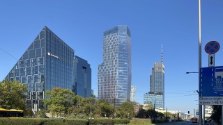 Kupili działkę w centrum Warszawy za ponad 145 mln zł. Złożyli wniosek o budowę nowego wieżowca