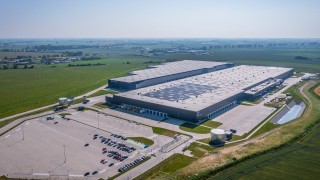 Zmiana właściciela ogromnego centrum logistycznego pod Poznaniem. Stąd firma odzieżowa obsługuje Europę