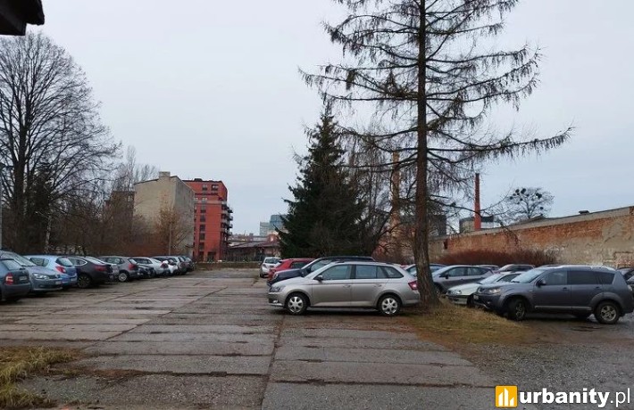 Parking przy Wodnej 3 na terenie Nowego Centrum Łodzi, fot. ŁÓDŹ.PL