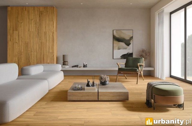 Płytki drewnopodobne możemy układać standardowo, bądź zdecydować się na wzór jodełki. Fot. Ceramika Gres