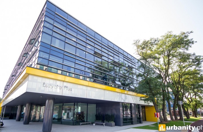 Biurowiec Łużycka Plus w Gdyni