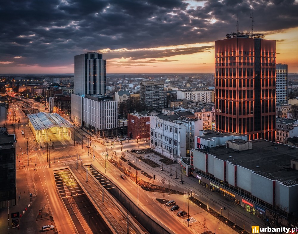 Warimpex kupuje jeden z bardziej rozpoznawalnych biurowców w Łodzi