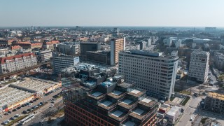 Rezygnują z budowy dużego biurowca w centrum Wrocławia. Inwestor ma inne plany