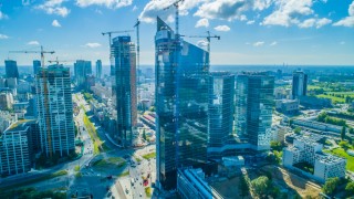 195 metrów wieżowca Skyliner. Trwają prace elewacyjne [ZDJĘCIA]