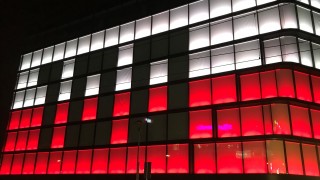 Imperial Business Center biało-czerwony w Święto Niepodległości