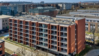 Postindustrialna stylistyka gotowej inwestycji na Zabłociu. Powstało blisko 100 mieszkań