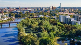 Nowa inwestycja nad Odrą we Wrocławiu z tarasem widokowym na dachu