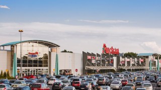 Zmiana właściciela jednego z największych centrów convenience w Łodzi. Za transakcją stoi kapitał z Czech