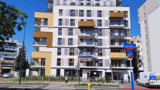 Gotowy kaskadowy budynek z mieszkaniami na Bielanach