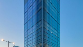 Dwa piętra w wieżowcu Central Point z elastycznymi biurami BeIN Offices