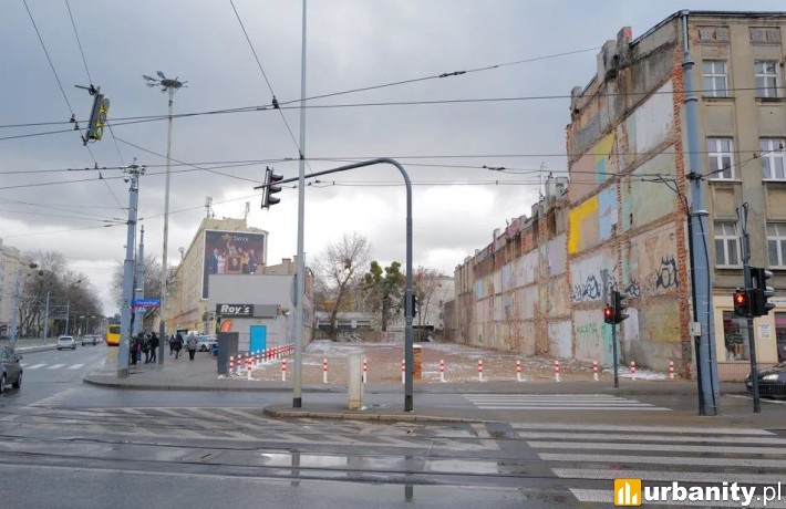 Oczyszczona działka przy ulicy Limanowskiego 22 w Łodzi, fot. LODZ.PL