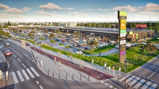 Duże centrum handlowe z 30 sklepami powstaje na Dolnym Śląsku. Otwarcie w tym roku