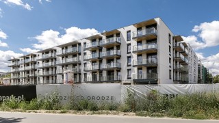 Surowo na osiedlu Vilda Park w Poznaniu