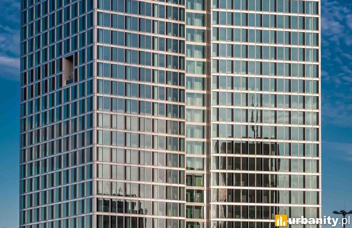 Biurowiec Widok Towers w centrum Warszawy, fot. materiały prasowe