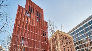 Gotowe apartamenty z widokiem na trzy miejskie place Browarów Warszawskich