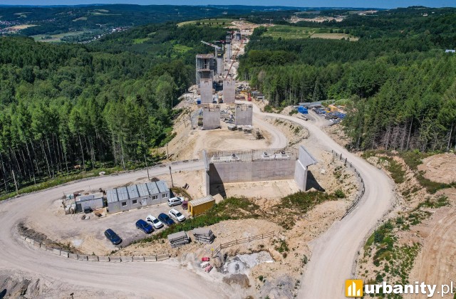 S19 Babica - Jawornik, budowa imponującego wiaduktu, fot. GDDKiA