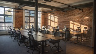 Elastyczne biura w pofabrycznej Starej Drukarni w Łodzi