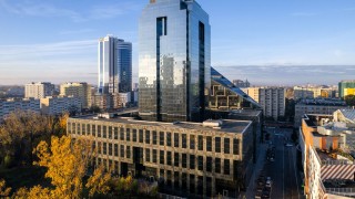 Wieżowiec V Tower po modernizacji, wizualizacja, wiz. materiały inwestora
