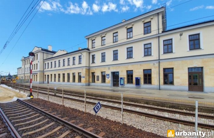 Odnowiony dworzec kolejowy w Skarżysku-Kamienna
