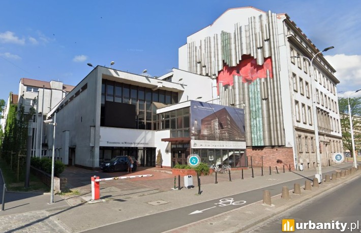 Nieruchomość przy Piłsudskiego 19 we Wrocławiu, fot. google street