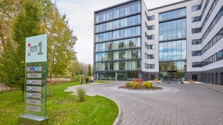 Ważne certyfikaty dla dwóch biurowców w Warszawie