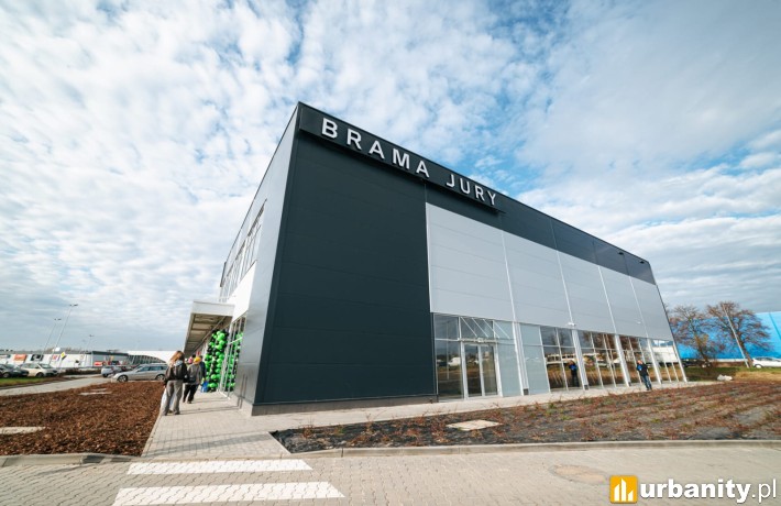 Otwarcie dużego centrum handlowego w Zawierciu z ofertą ponad 40 sklepów i pierwszym w mieście multipleksem