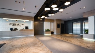 Moventum na dłużej w biurowcu Cybernetyki Office Center
