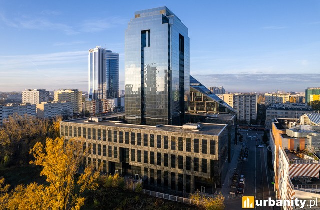Wizualizacje nowych wnętrz biurowca V Tower, wiz. materiały dewelopera