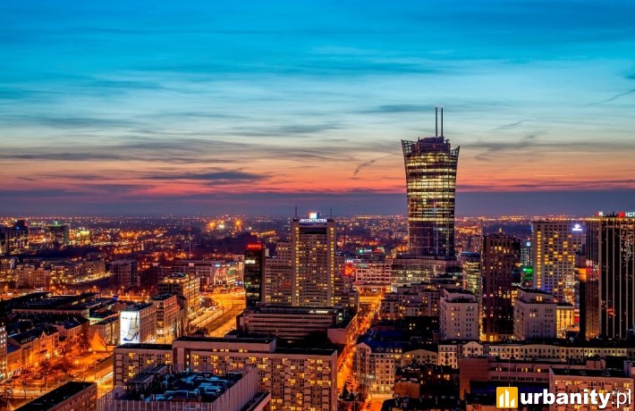 Warsaw Spire nocą