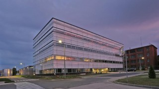 Centrum Badawczo-Rozwojowe UTC Aerospace Systems z tytułem "Budowa Roku 2014"