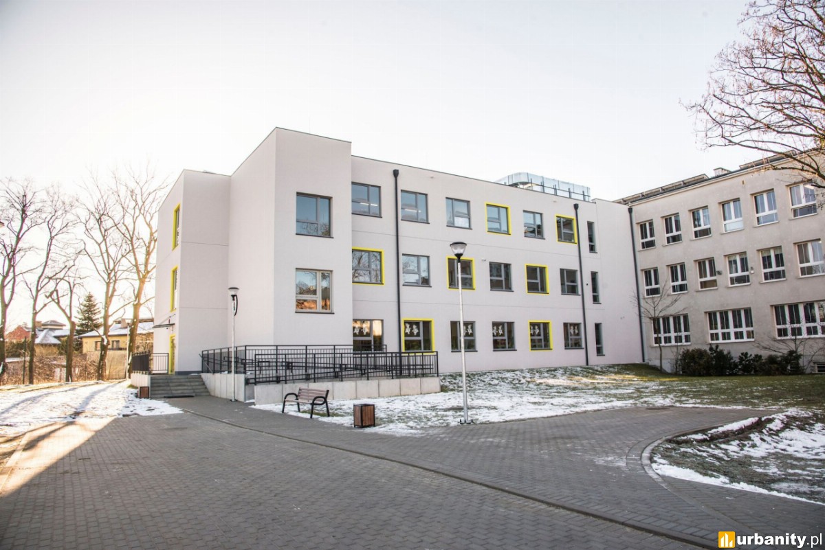 W Rumi rozbudowano szkołę w zaledwie 4 miesiące