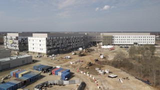 Tak wygląda budowa gigantycznego centrum onkologii na Dolnym Śląsku. Nowy szpital połączy trzy placówki