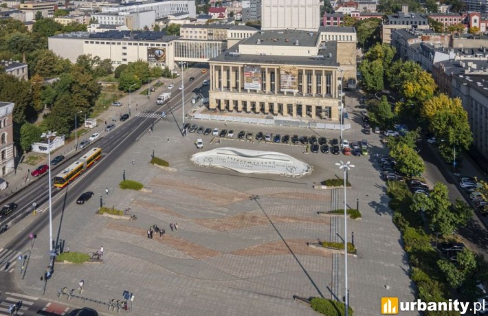 Tak obecnie wygląda plac Dąbrowskiego w Łodzi (fot. ŁÓDŹ.PL)
