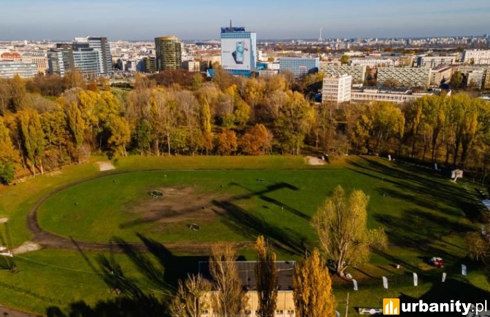 Budowa hali sportowej na Polu Mokotowskim pod znakiem zapytania po otwarciu ofert