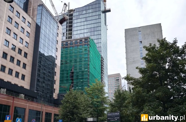 Docelowa wysokość hotelu The Cloud One w Warszawie, fot. Piotr L.