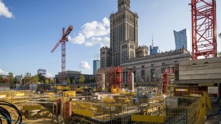 Nowy teatr przy Placu Centralnym nabiera kształtów. Powstaje obrotowa scena
