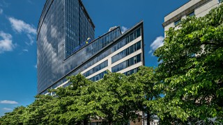 Nowe umowy najmu w blisko 100-metrowym biurowcu w Śródmieściu
