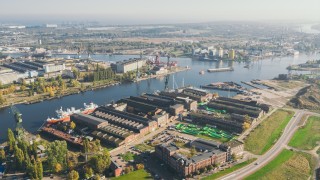 Pierwsze umowy najmu w budynku Dyrekcji Stoczni Cesarskiej