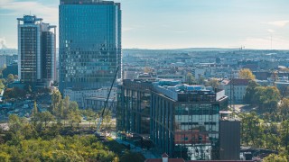 Gotowy pierwszy biurowiec inwestycji w centrum Katowic