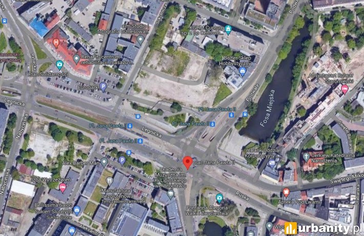 Działka po byłym budynku Cuprum nadal stoi pusta, fot. google street