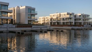 Trwa budowa II etapu inwestycji tuż nad brzegiem ujścia Martwej Wisły do Bałtyku