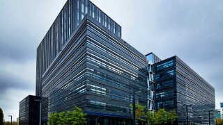 Develia sprzedaje biurowiec Wola Center i planuje budowę nowego we Wrocławiu