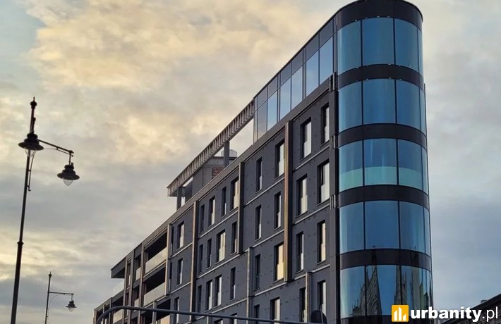 Gotowa elewacja apartamentowca New Iron w Łodzi, fot. materiały prasowe