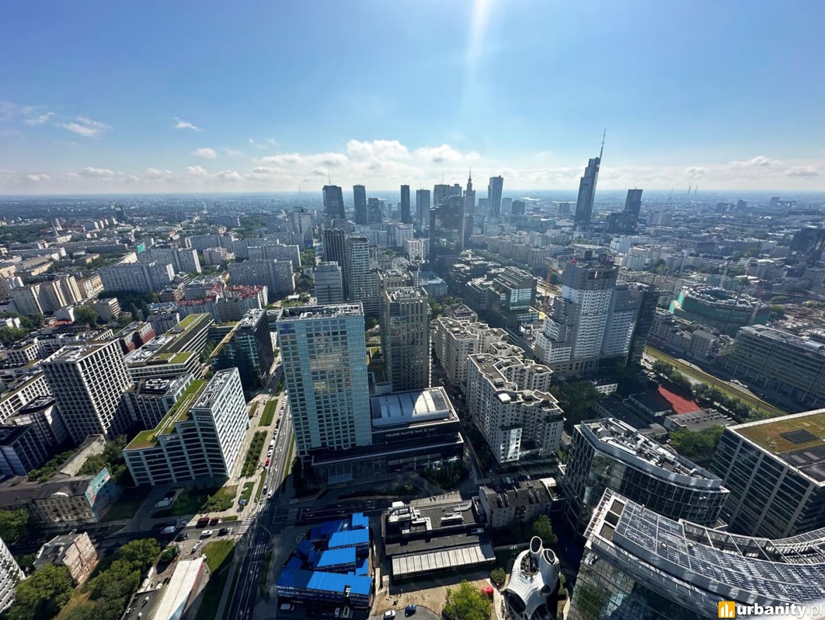 Wiadomo, co powstanie w miejscu 30-letniego wieżowca przy Grzybowskiej w Warszawie