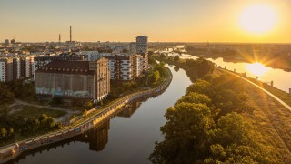 Rewitalizacja historycznego elewatora we Wrocławiu. Trwa wielka metamorfoza nad Odrą