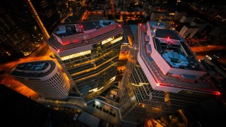 Google kupuje wieżowiec w centrum Warszawy. Kwota? 2,7 miliarda złotych